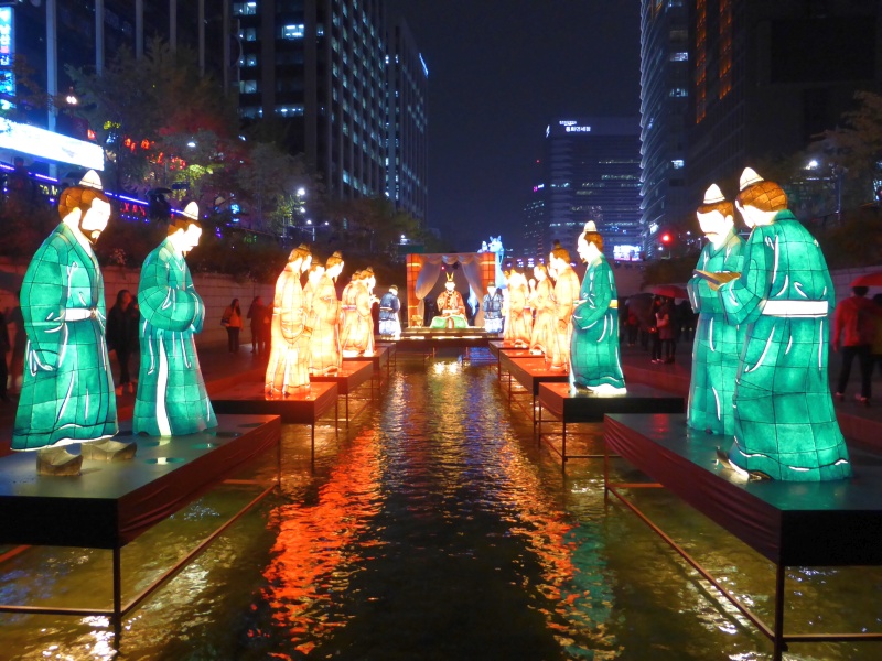 festival lanterne lungo il Cheongyecheon